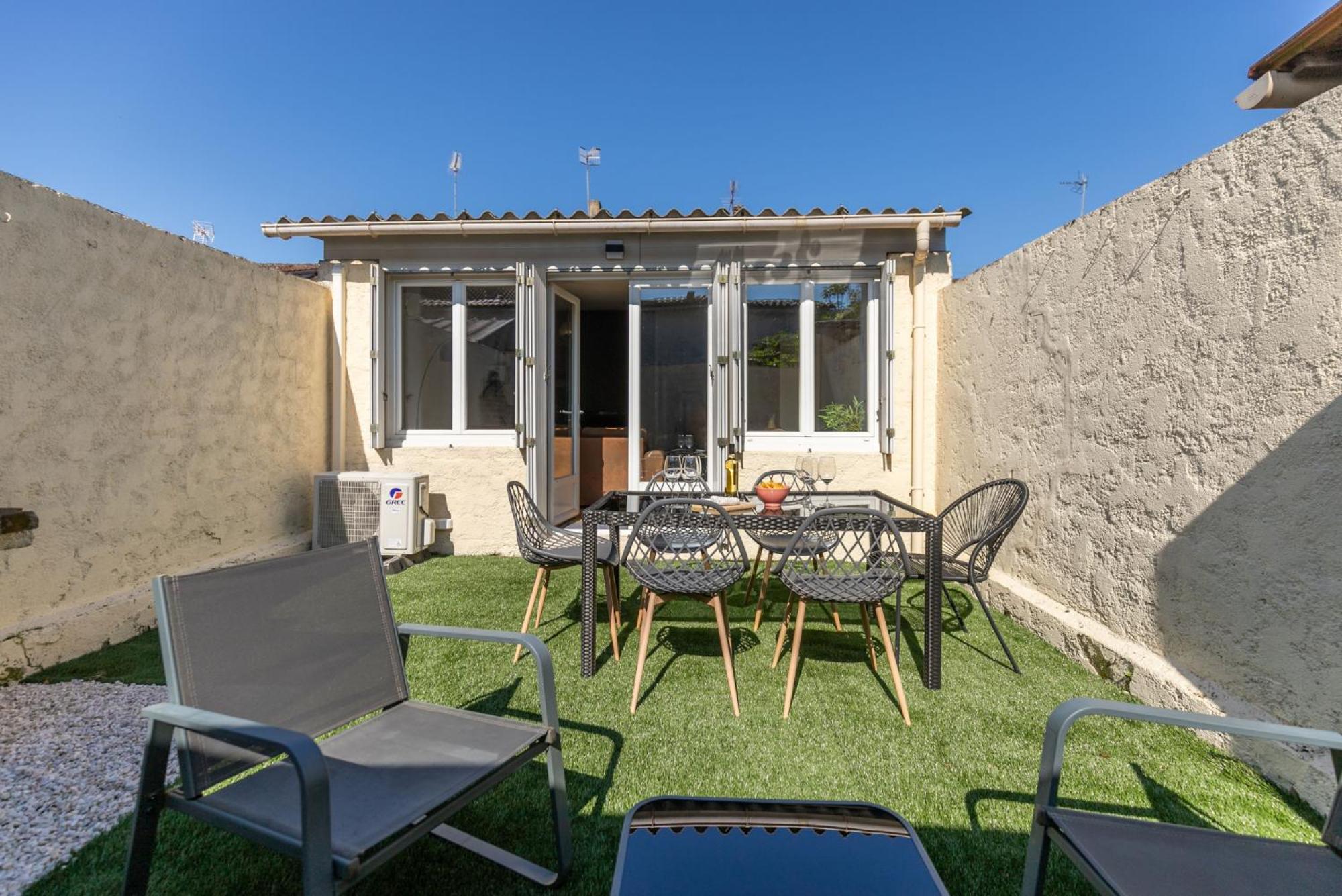 Le Patio - Spacieux T3 Avec Climatisation Et Jardin Privatif Bergerac Exterior photo